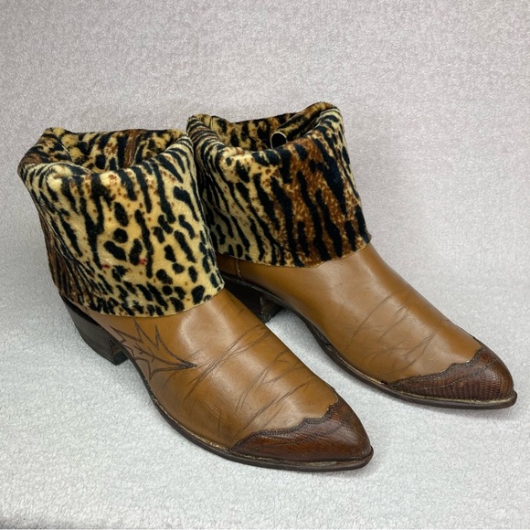 Vintage Leather Western Cowgirl Ankle Boots Womens 7.5 Brown Cheetah Cuff Accent - Picture 2 of 12